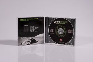 MuikCDs_UpToSpace_FelixGiltmann1